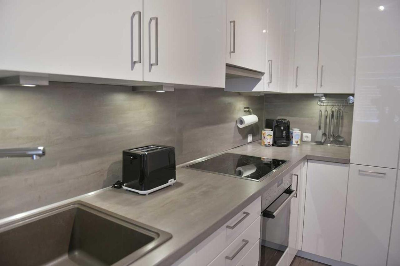 Moderne,helle und ruhige Wohnung zur Alleinnutzung Mindelheim Exterior foto